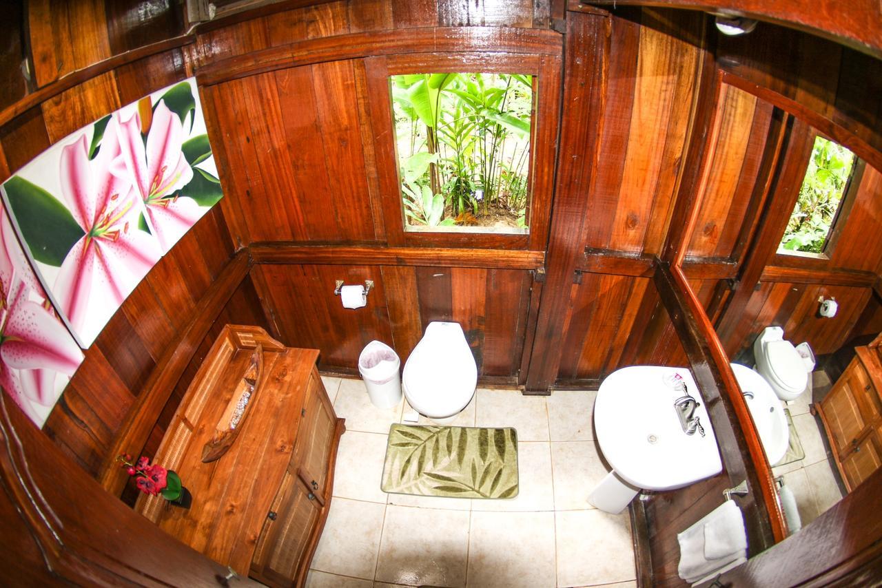 Red Frog Bungalows Surf Resort Bastimentos Luaran gambar
