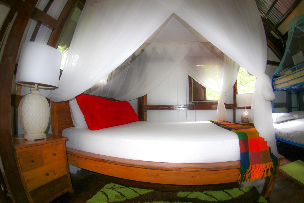 Red Frog Bungalows Surf Resort Bastimentos Luaran gambar