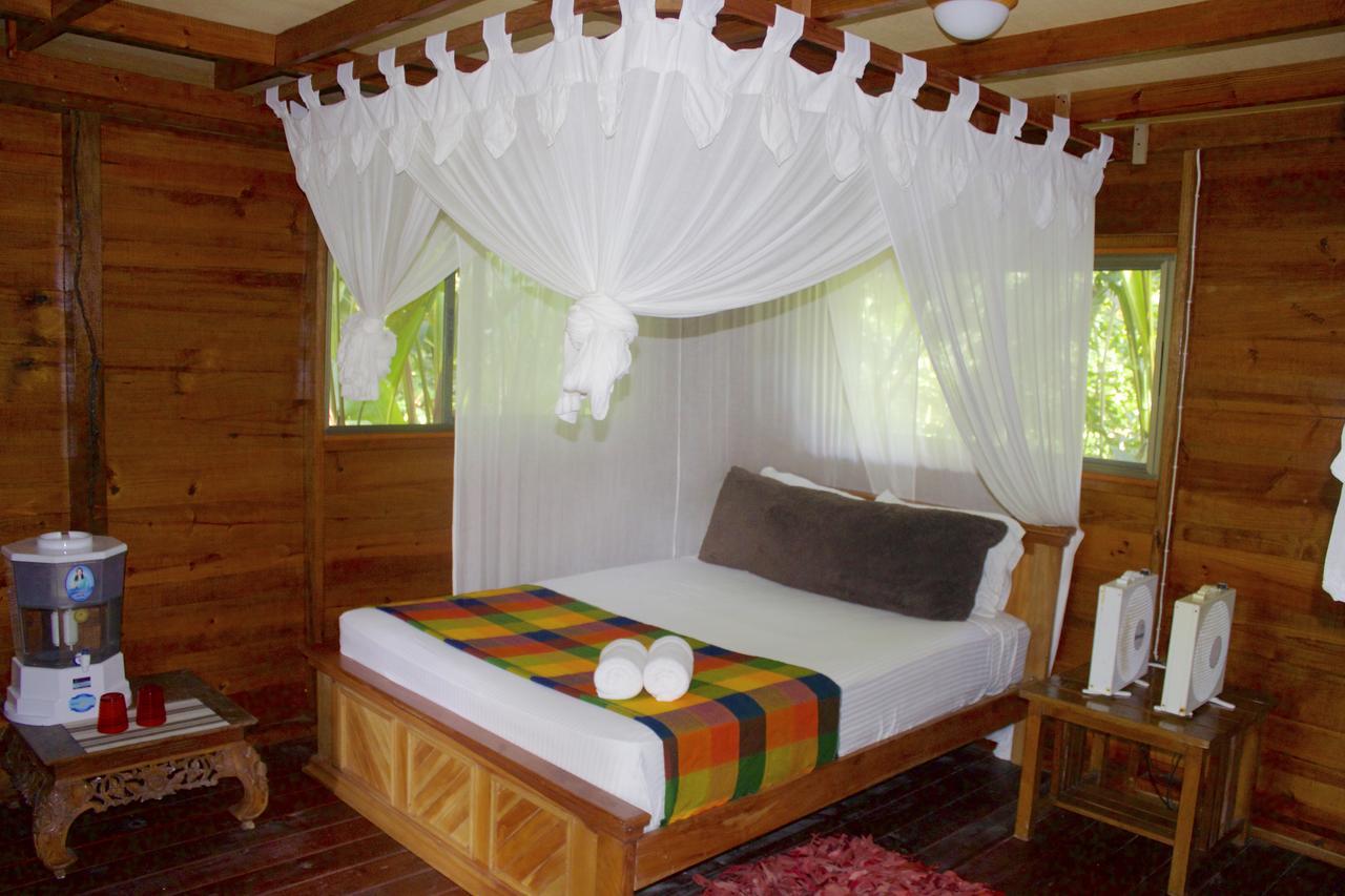 Red Frog Bungalows Surf Resort Bastimentos Luaran gambar